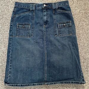gap size 12 midi denim skirt 💙